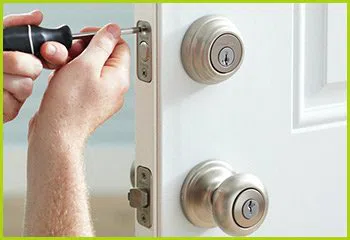 Expert Locksmith Services Gibsonton, FL 813-261-4759 - 13-new-locks-installation
