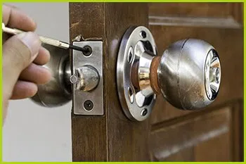 Expert Locksmith Services Gibsonton, FL 813-261-4759 - 17-eviction-service